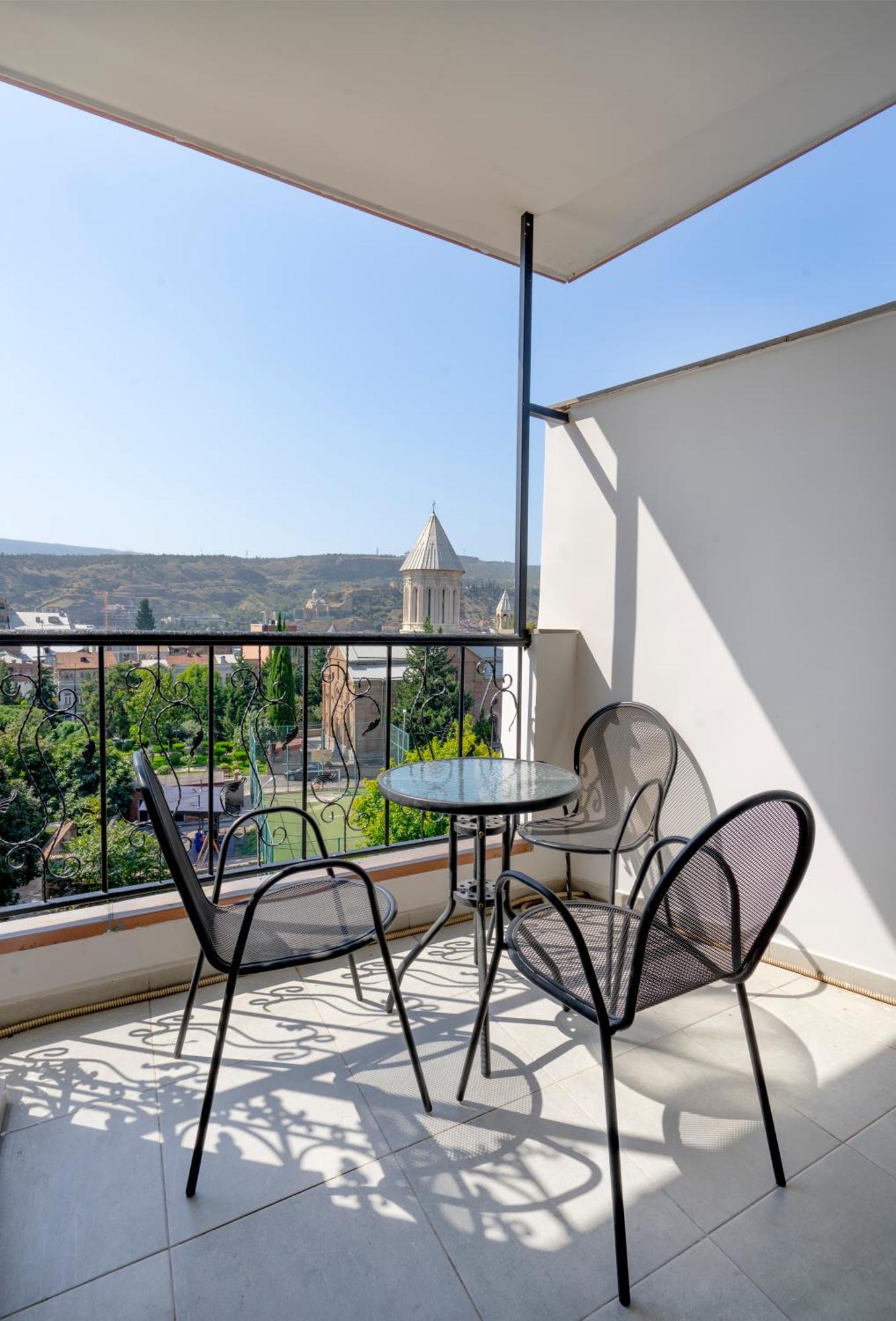 Hotel Piazza Tbilisi Pokoj fotografie