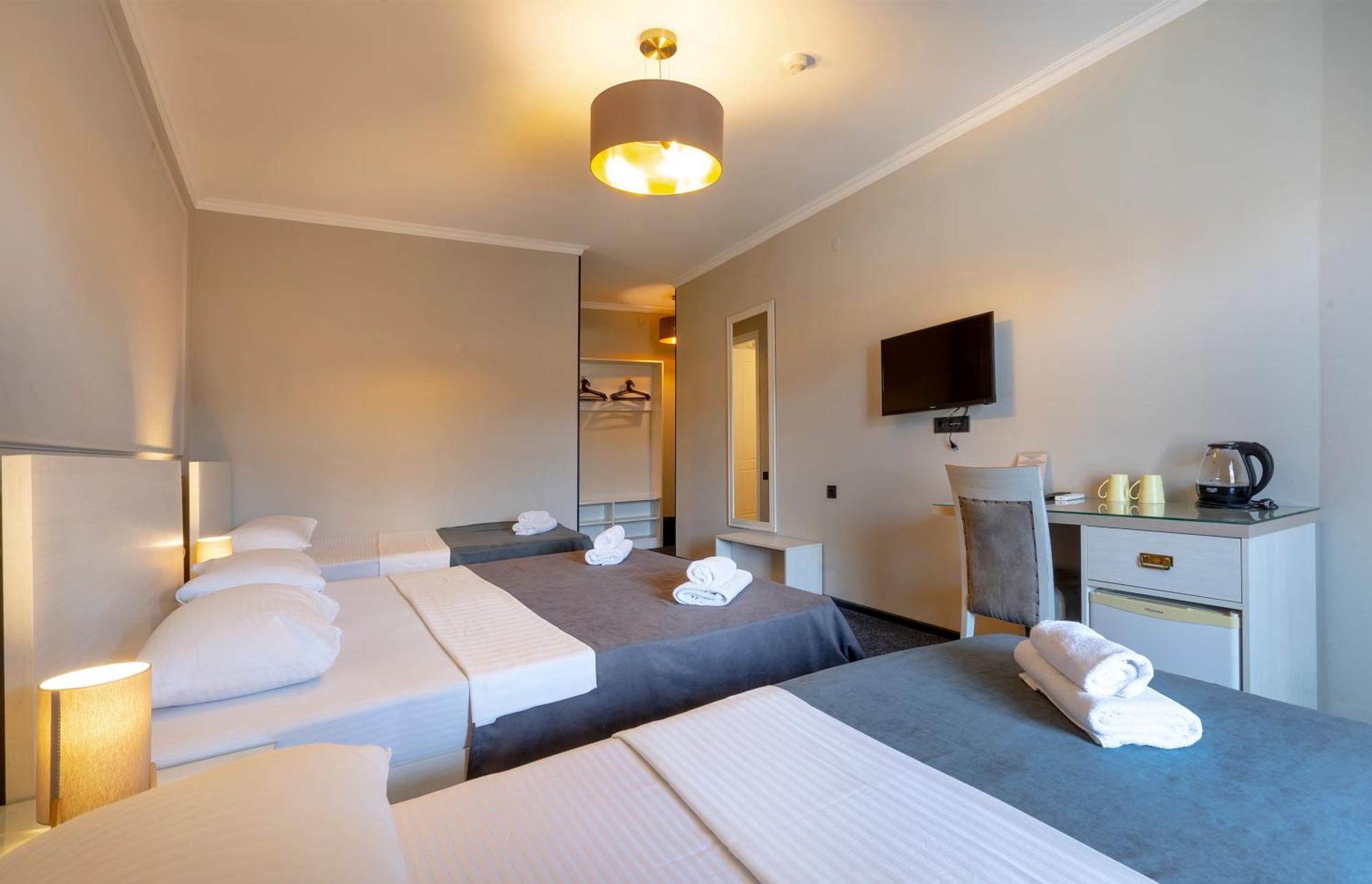 Hotel Piazza Tbilisi Pokoj fotografie