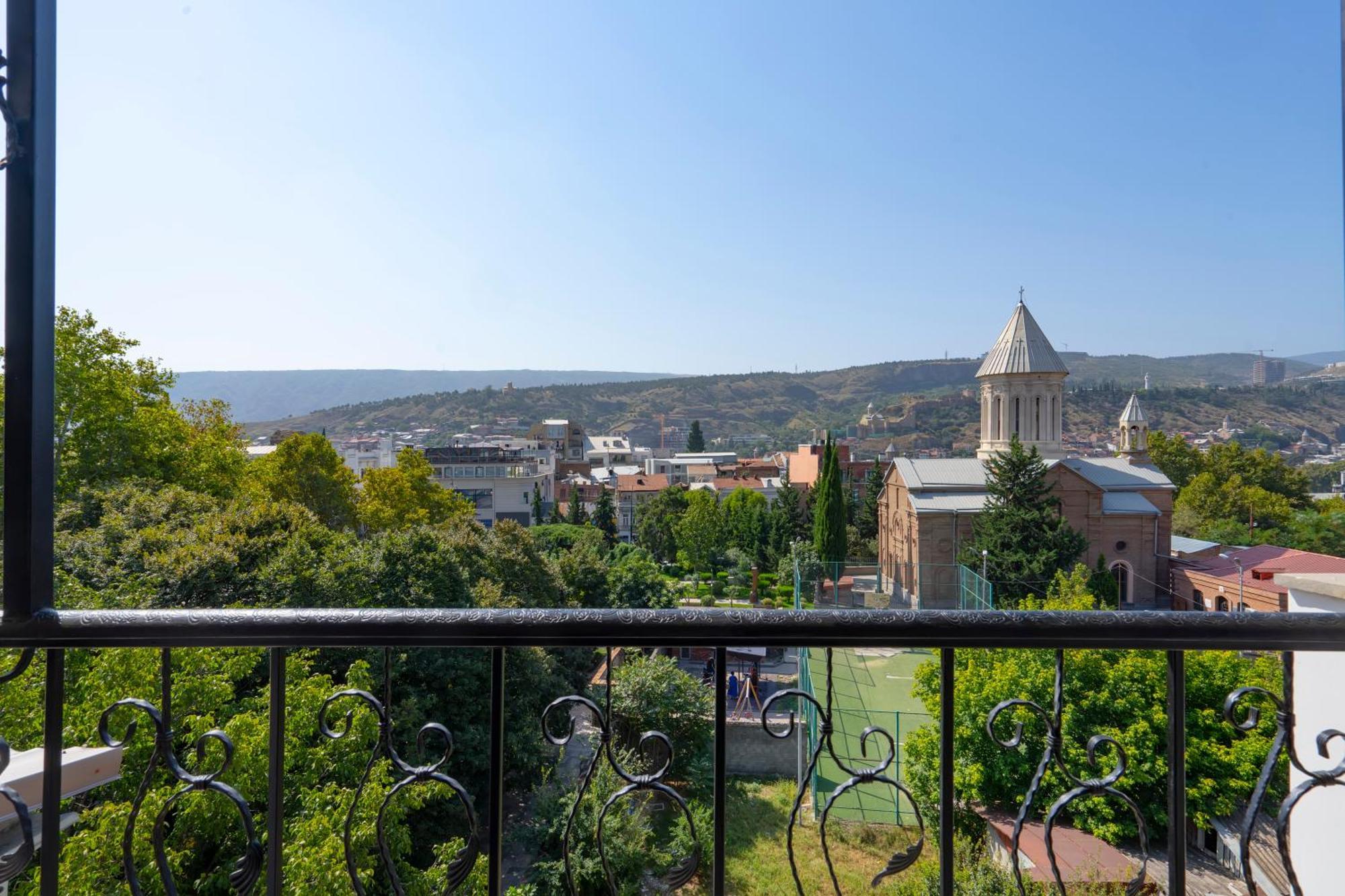 Hotel Piazza Tbilisi Pokoj fotografie