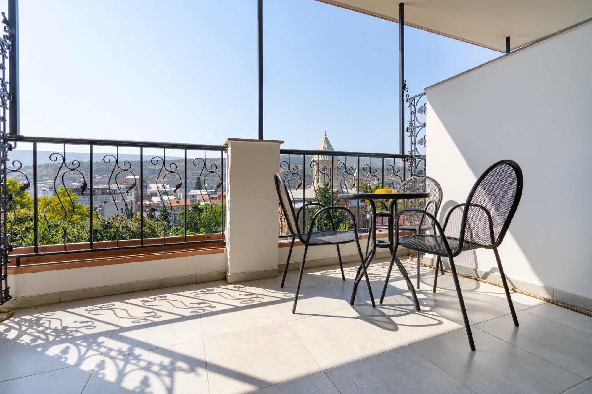 Hotel Piazza Tbilisi Pokoj fotografie